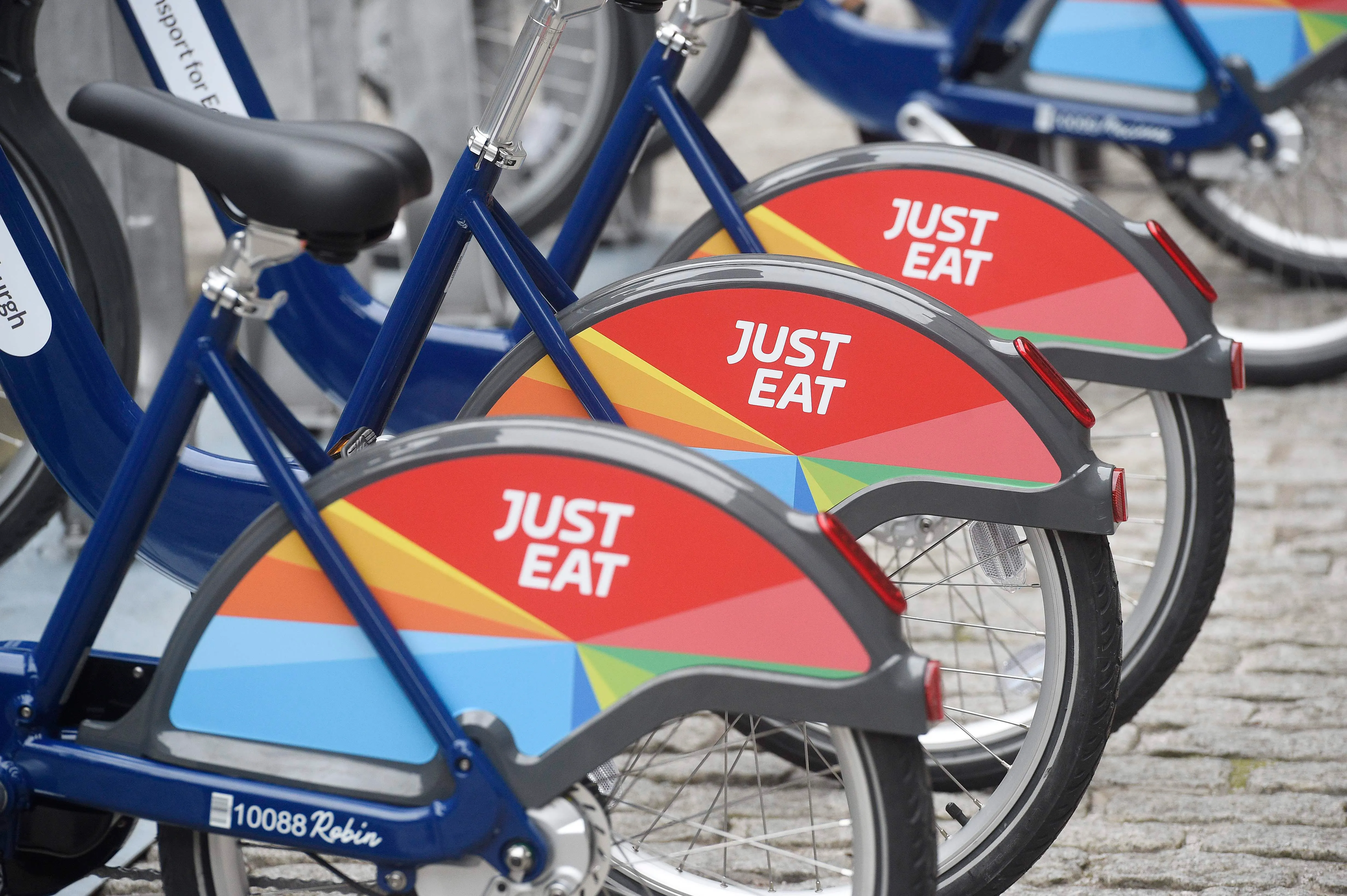 Bike sharing station